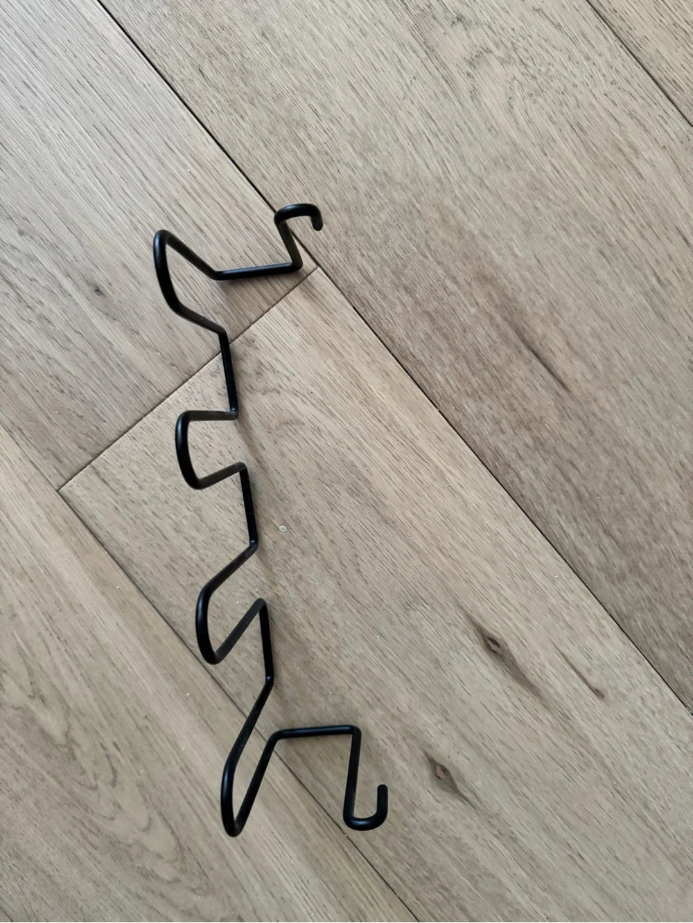 Black Metal Wall Hook Rack/ Over the door hanger